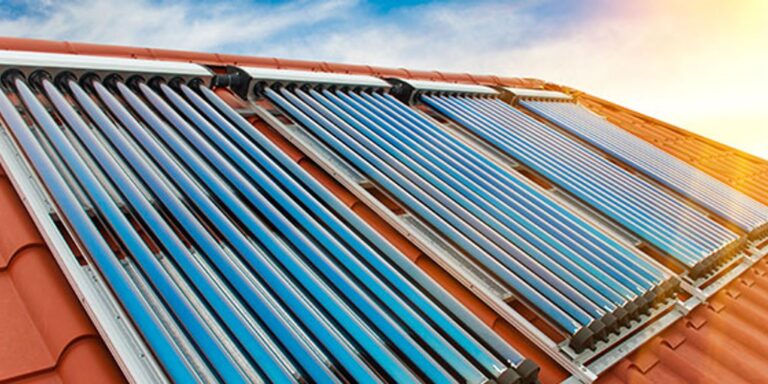 Solární ohřev vody pomocí solárních termických panelů